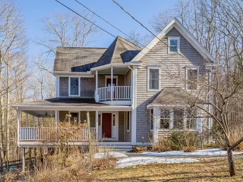 37 Robbins Rd, Hope, ME 04847 photo 1