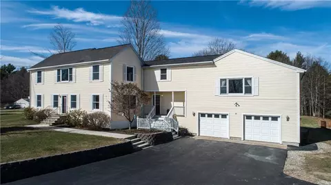 32 Burnham Rd, Saco, ME 04072 photo 1