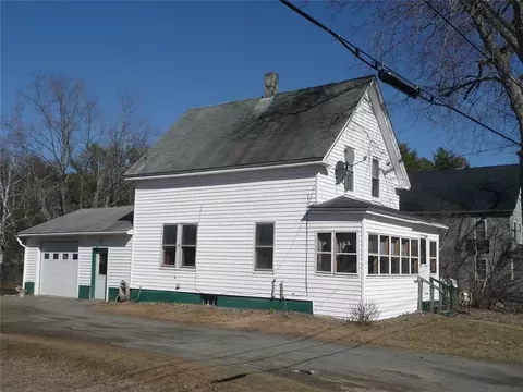 4 Pearl St, Milo, ME 04463 photo 1