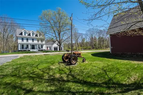 204 Cross Point Rd, Edgecomb, ME 04556 photo 1