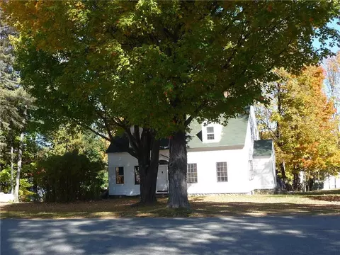 41 High St, Kingfield, ME 04947 photo 1