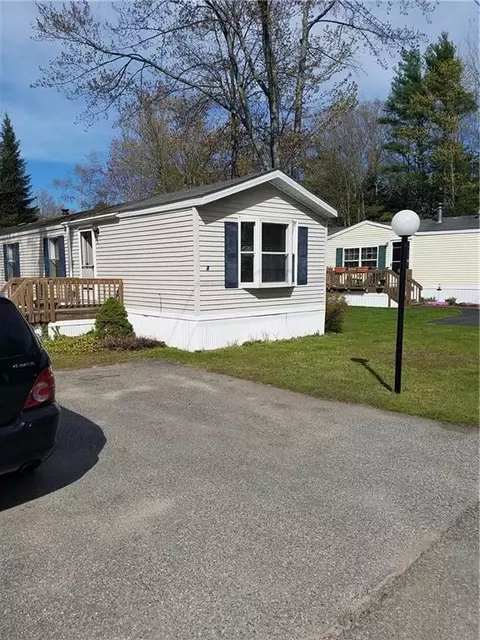 3 Stackpole Dr, Old Orchard Beach, ME 04064 photo 1