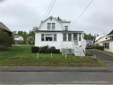 73 Medway Rd, Millinocket, ME 04462 photo 1