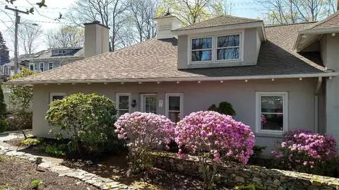 39 Dunelawn Dr #8, Ogunquit, ME 03907 photo 1
