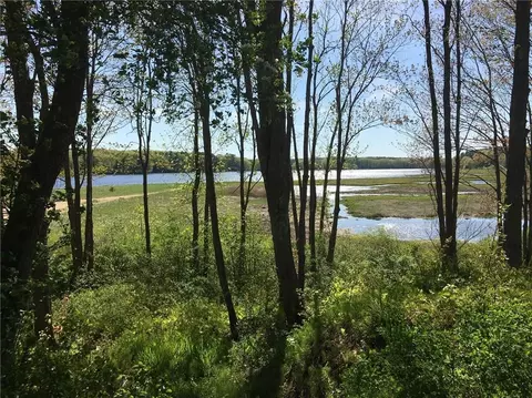 482 Ferry Rd, Saco, ME 04072 photo 1