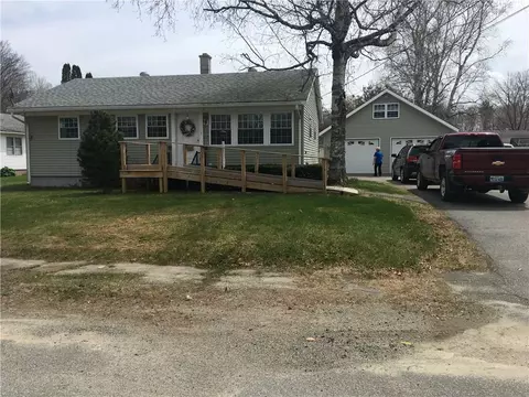 117 New York, Millinocket, ME 04462 photo 1
