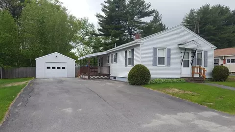 6 Gilbert St, Waterville, ME 04901 photo 1