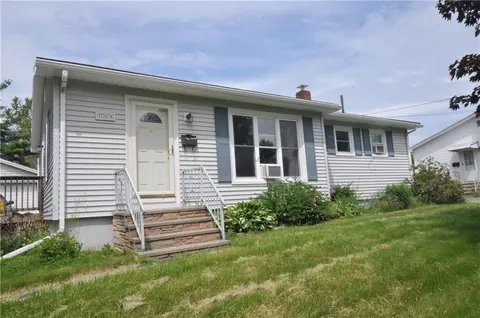 184 Silk St, Brewer, ME 04412 photo 1