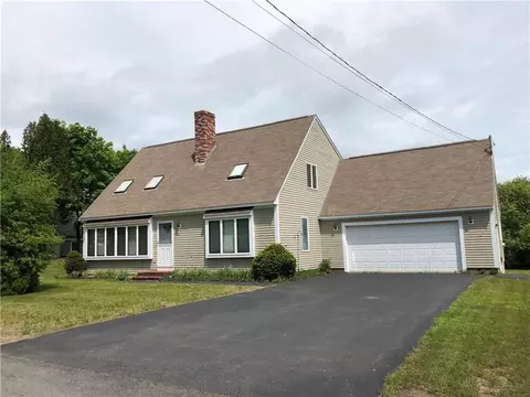 35 Grasshopper Ln, Ogunquit, ME 03907 photo 1