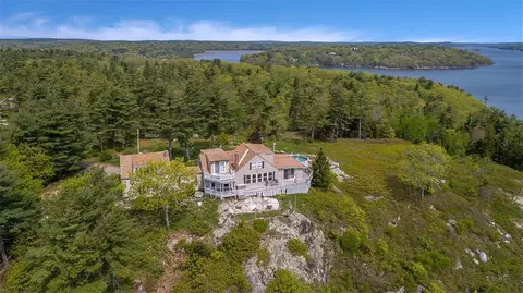 56 Cushing Dr, Phippsburg, ME 04562 photo 1