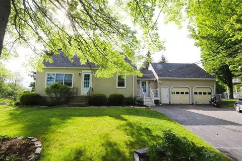 1114 Main St, Veazie, ME 04401 photo 1