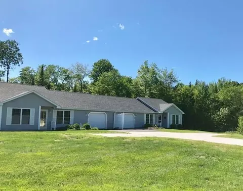 32 Birchbrook Ln # B, Levant, ME 04456 photo 1
