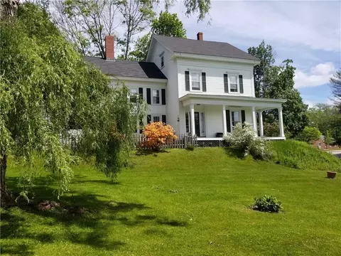 204 Washington St, Bath, ME 04530 photo 1