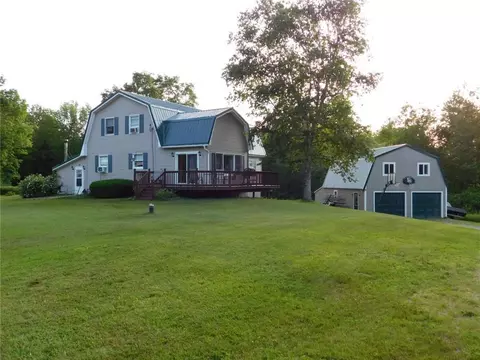 9 Ross Rd, Levant, ME 04456 photo 1