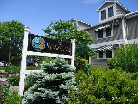 298 Main St #201, Ogunquit, ME 03907 photo 1