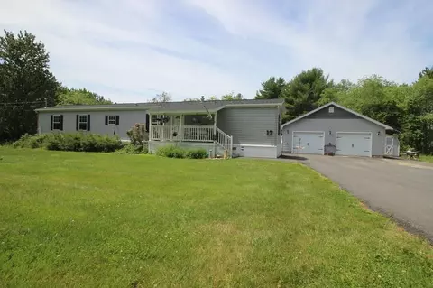 17 Overlock Rd, Levant, ME 04456 photo 1
