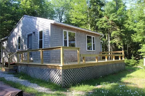37 Ledge Ln, Lubec, ME 04652 photo 1