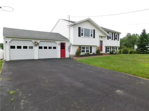 157 Guinea Rd, Biddeford, ME 04005 photo 1
