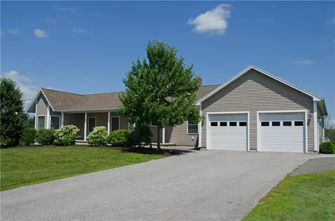355 Lake Rd, Levant, ME 04456 photo 1