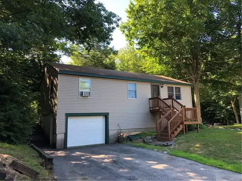 101 Sherburne St, Sanford, ME 04083 photo 1