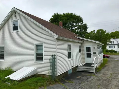 72 Medway Rd, Millinocket, ME 04462 photo 1