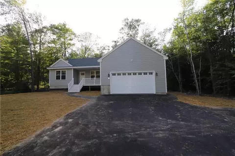 431 Pine Hl, Berwick, ME 03901 photo 1