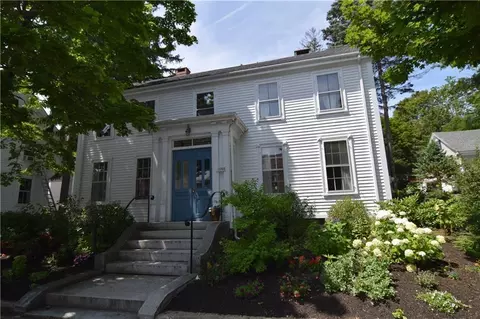 1068 Washington St, Bath, ME 04530 photo 1