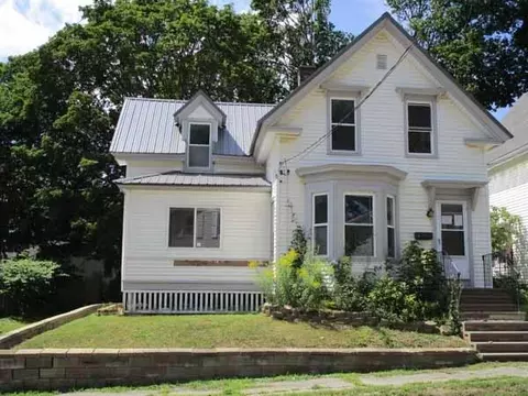 133 Parker St, Brewer, ME 04412 photo 1