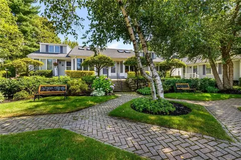 249 Shore Rd #5, Ogunquit, ME 03907 photo 1