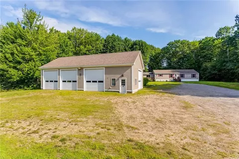 321 School St, Berwick, ME 03901 photo 1