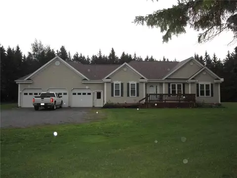 909 Griffin Ridge Rd, Mapleton, ME 04757 photo 1