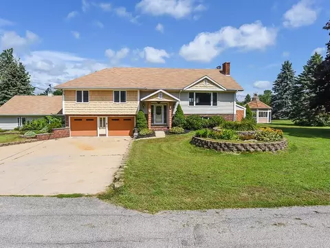 24 Cole Rd, Biddeford, ME 04005 photo 1
