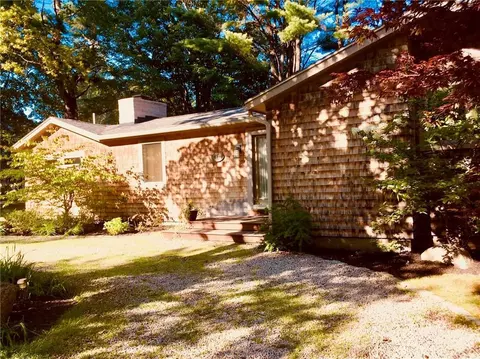 17 Sea Oaks Ln, Ogunquit, ME 03907 photo 1
