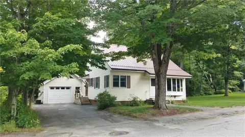 21 Smith St, Augusta, ME 04330 photo 1