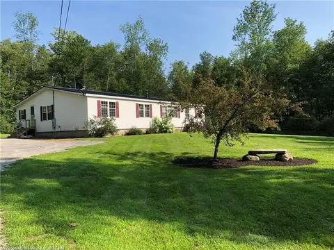 1133 Pond Rd, Sidney, ME 04330 photo 1