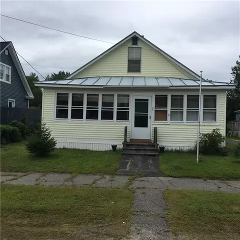 71 Eastland Ave, Millinocket, ME 04462 photo 1