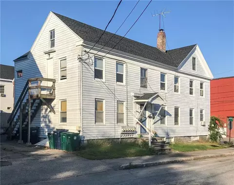 20 Bacon St, Biddeford, ME 04005 photo 1