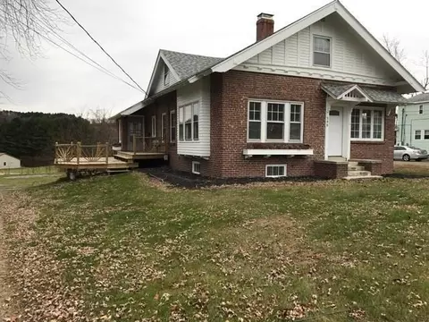 548 Riverside Dr, Augusta, ME 04330 photo 1
