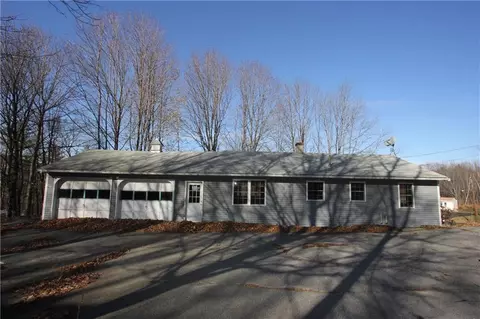 7 Pineau St, Jay, ME 04239 photo 1