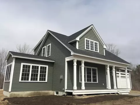 8 Flagship Cir, Kennebunk, ME 04043 photo 1