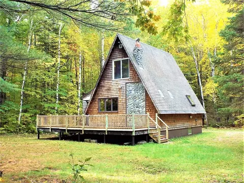 30 Beech Ln, Kingfield, ME 04947 photo 1