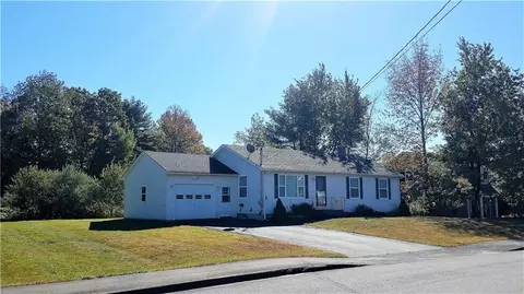 71 Glen St, Augusta, ME 04330 photo 1