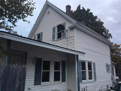 92 Knox St, Millinocket, ME 04462 photo 1