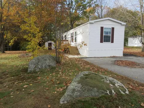 22 Pleasant Hill Rd, Limerick, ME 04048 photo 1