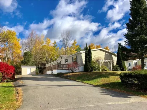 2 E St, Bangor, ME 04401 photo 1