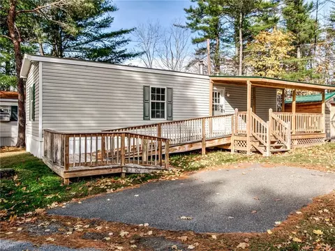 3 Iris Ct, Augusta, ME 04330 photo 1