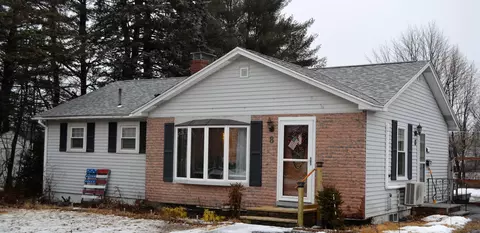 8 Crescent St, Brewer, ME 04412 photo 1