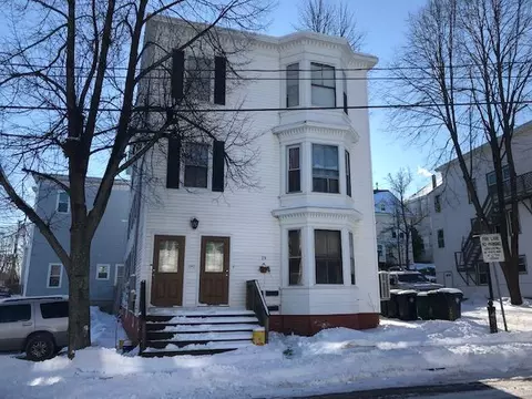 19 Hill St, Biddeford, ME 04005 photo 1