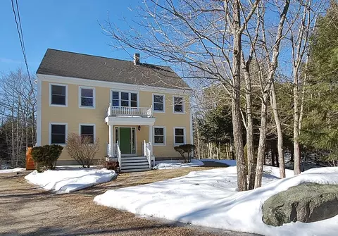 892 Pool St, Biddeford, ME 04005 photo 1