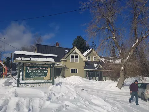 27 Pleasant St, Rangeley, ME 04970 photo 1